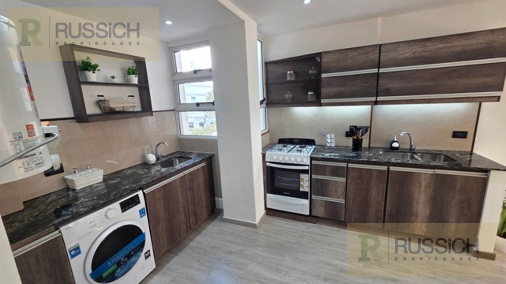 Foto de Departamento en venta 3 ambientes a la calle con balcon frances, imagen 4