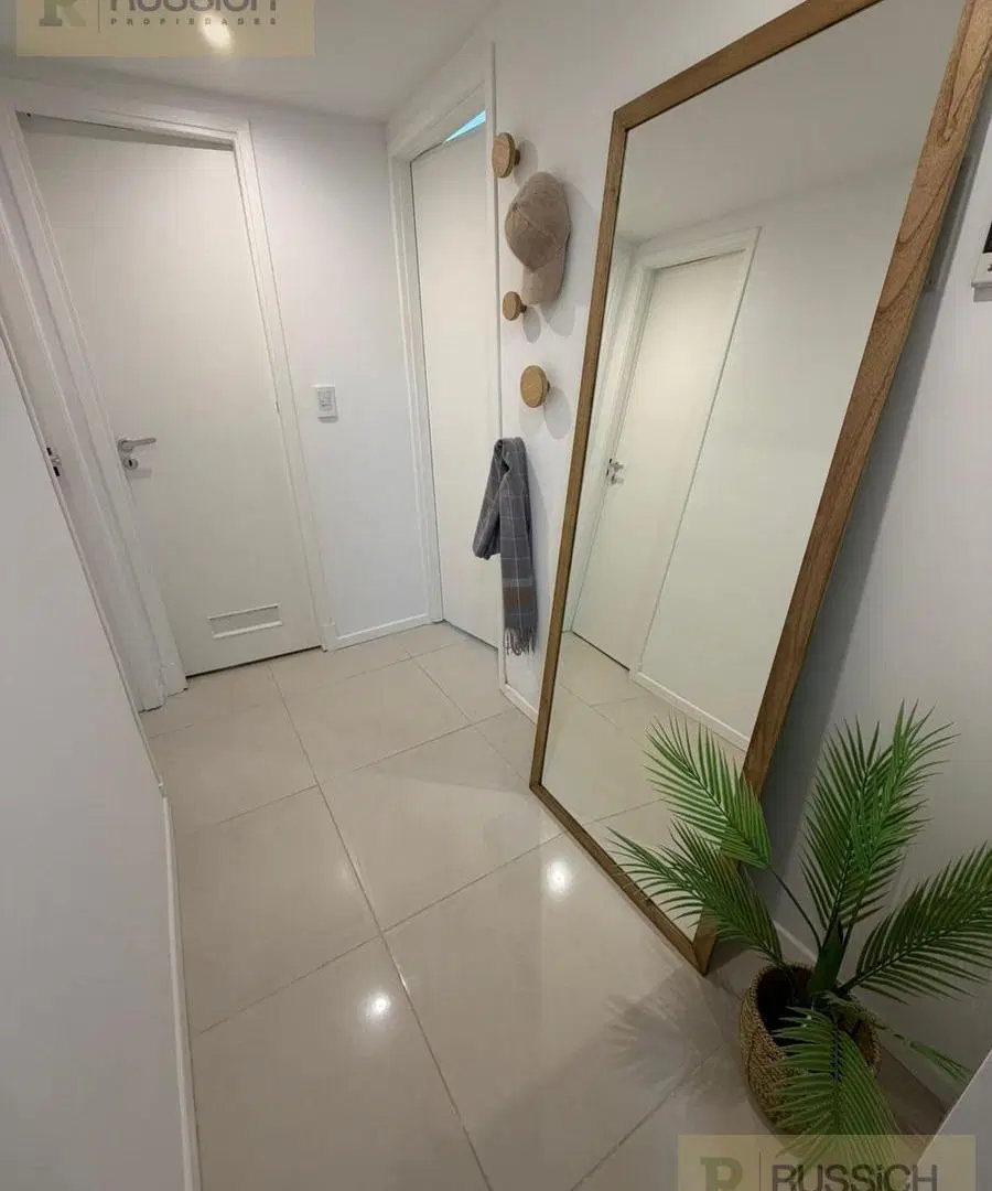 Departamento en venta 3 ambientes a la calle con balcon saliente 3