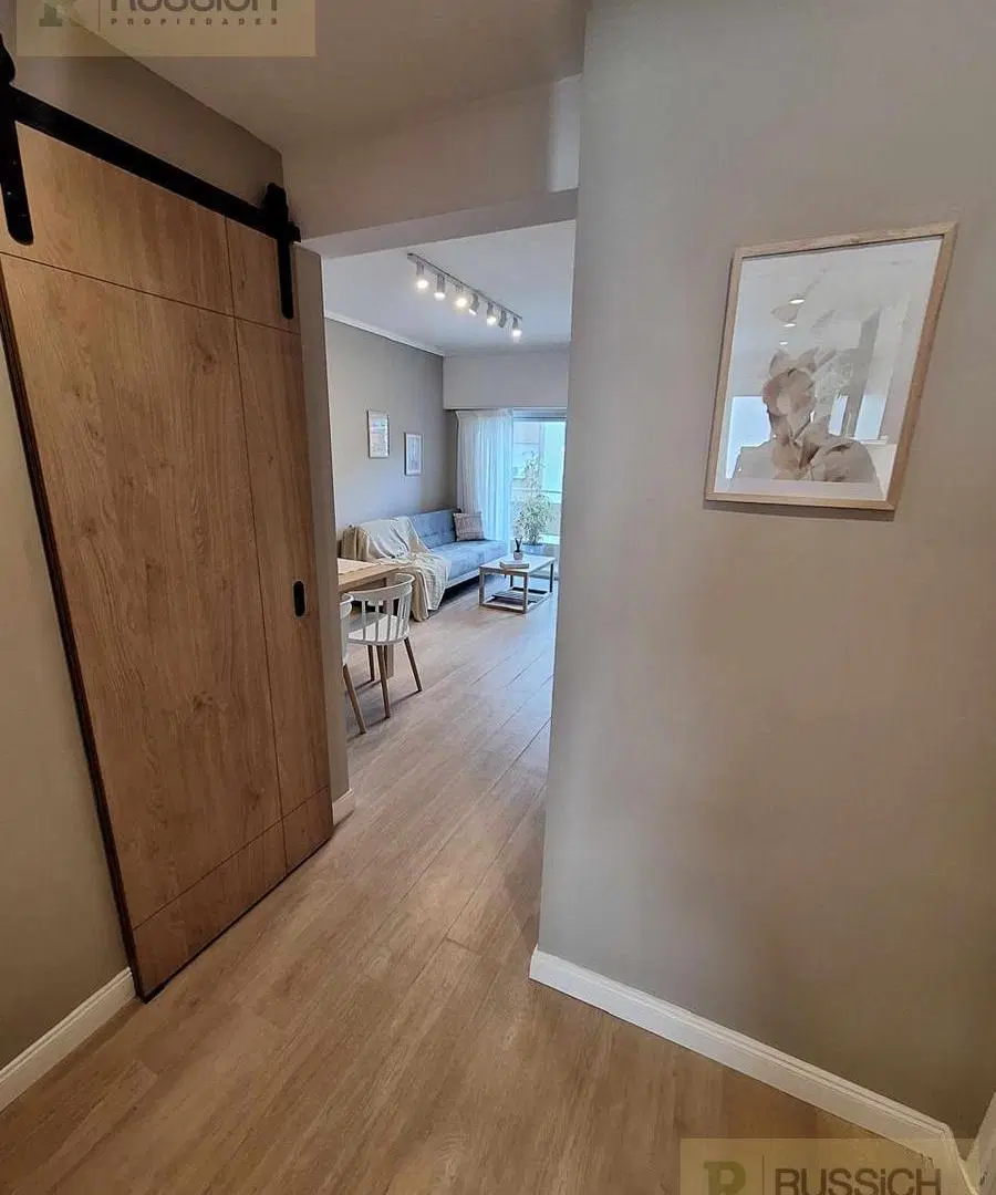 Departamento en venta 2 ambientes a la calle con balcon saliente 4