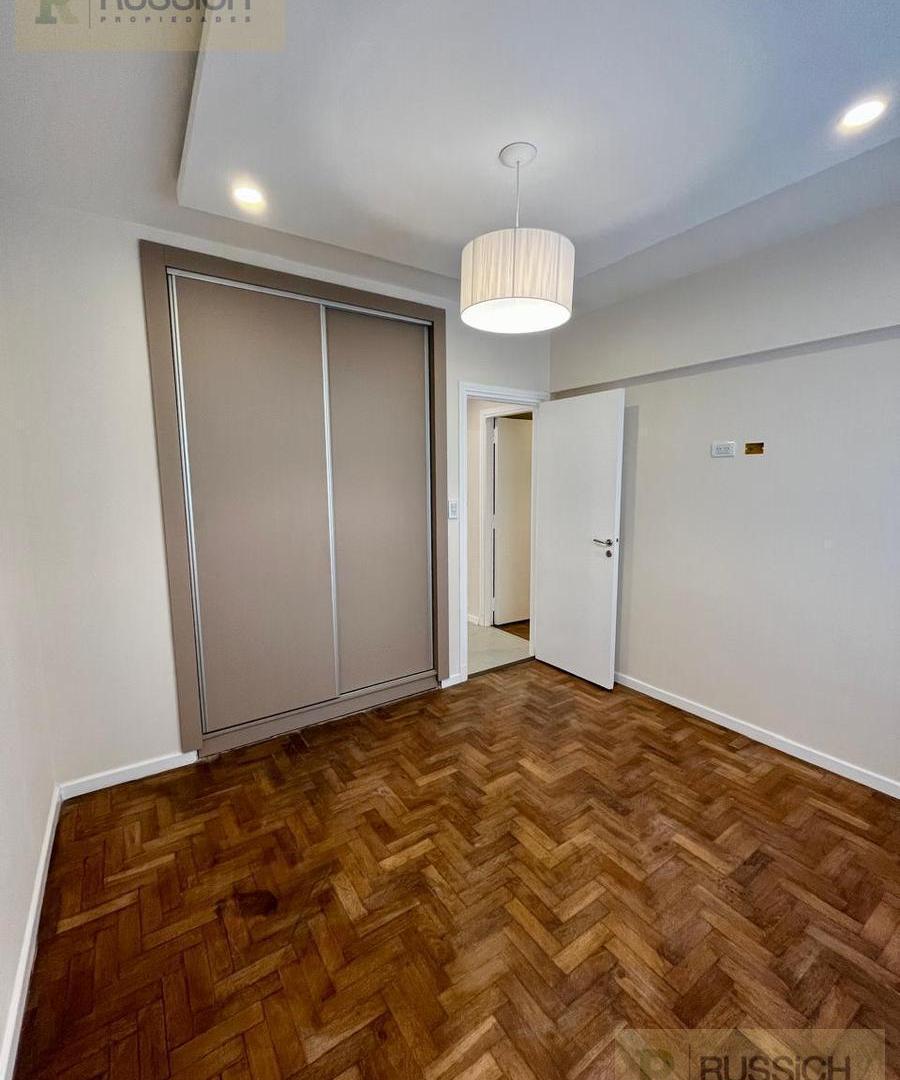 Foto de Departamento en venta 3 ambientes a la calle con dependencia y balcon, imagen 4