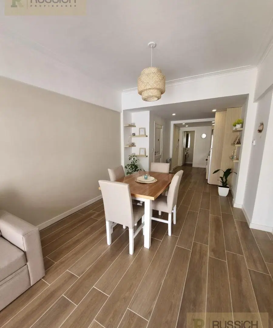 Departamento en venta 3 ambientes a la calle con balcon 5