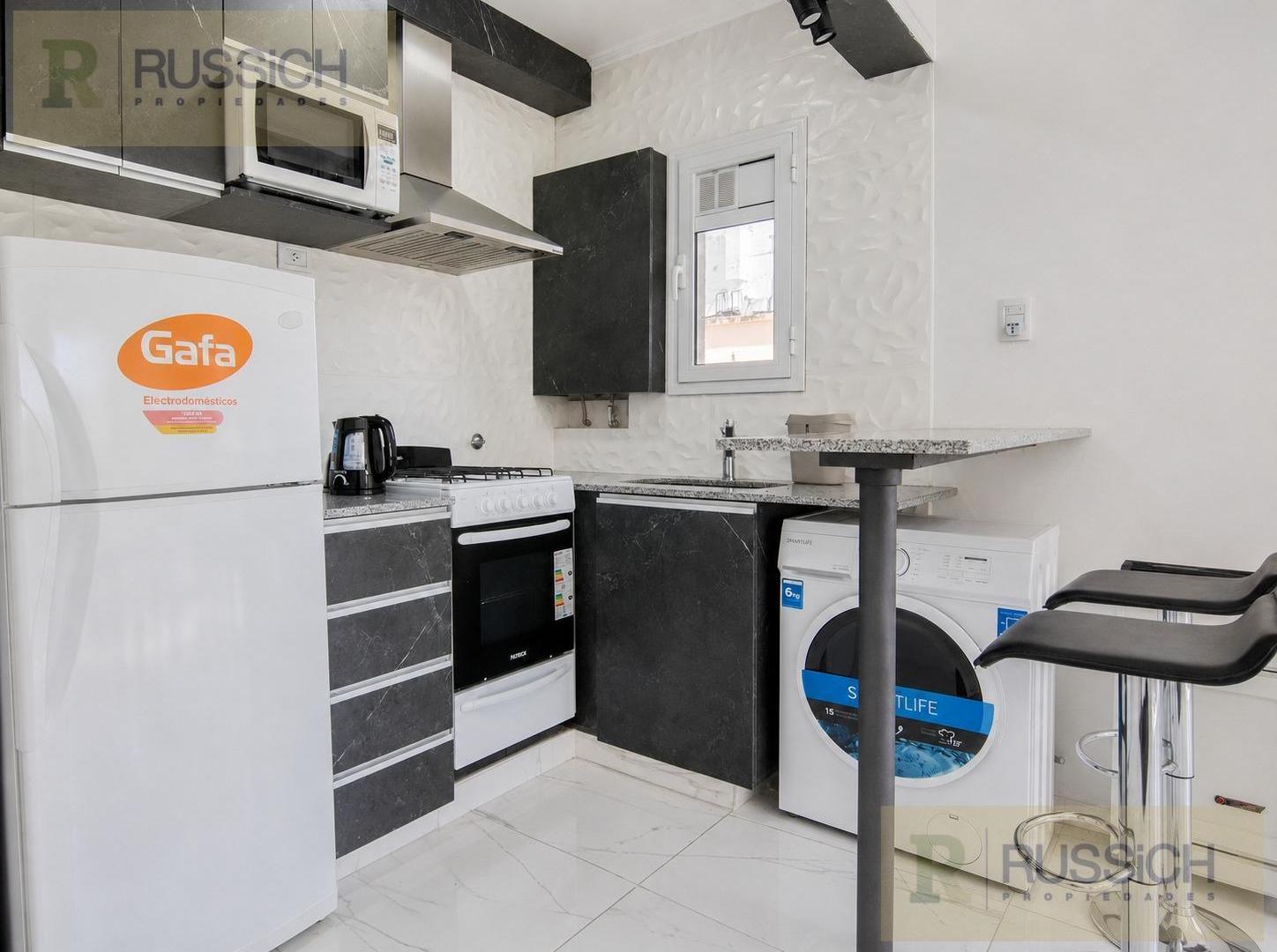 Foto de Departamento en venta 2 ambientes a la calle con balcon frances, imagen 3
