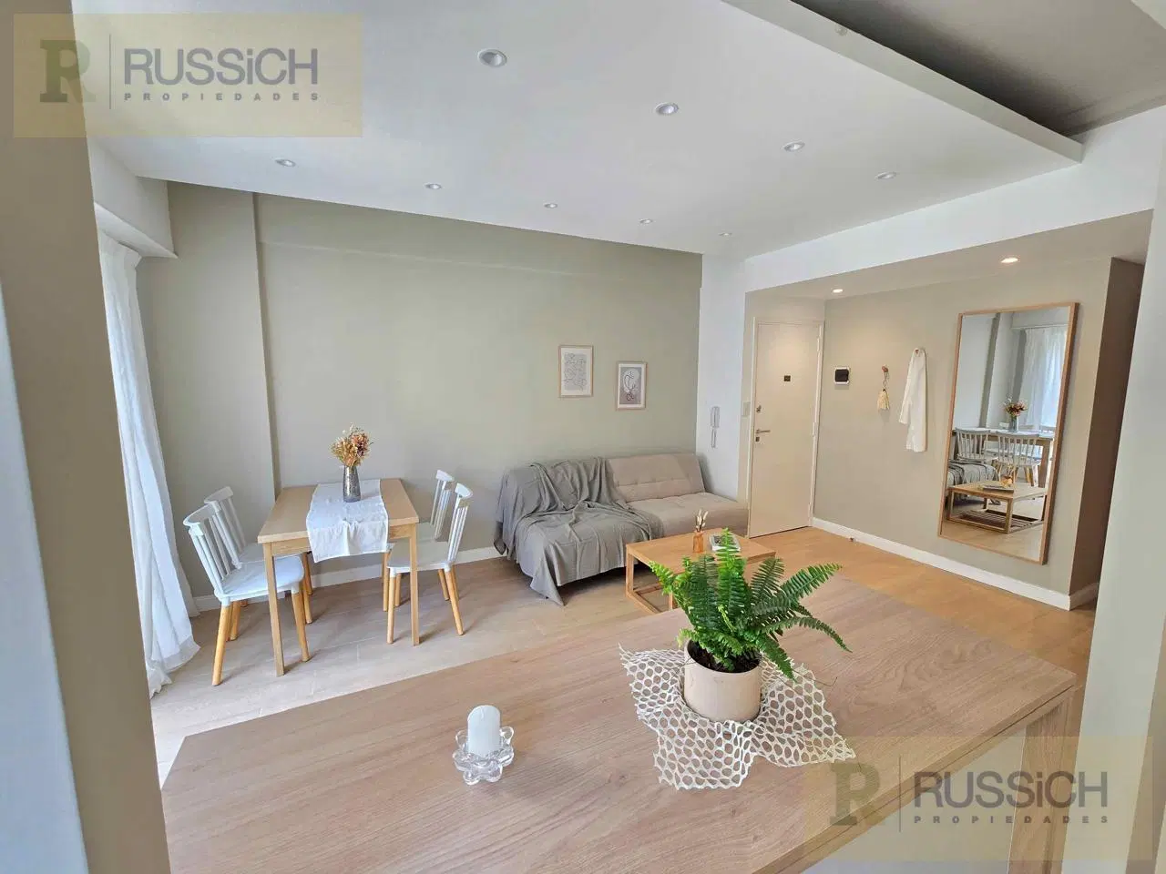 Departamento en venta 2 ambientes a la calle con balcon frances 3