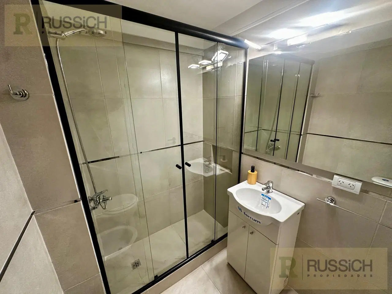 Departamento en venta 2 ambientes al contrafrente con balcon 4