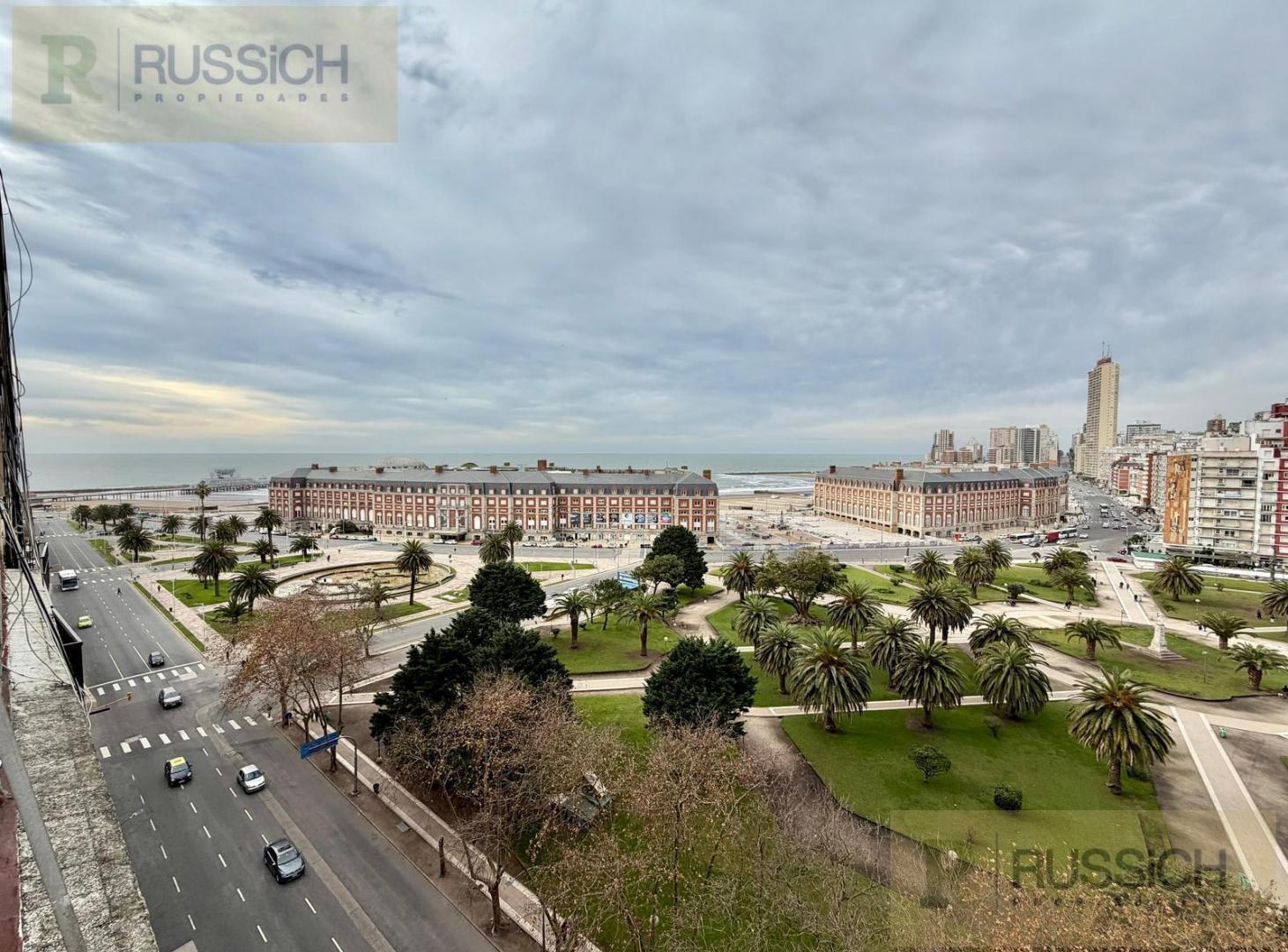 Departamento en venta 2 ambientes a la calle con balcon terraza