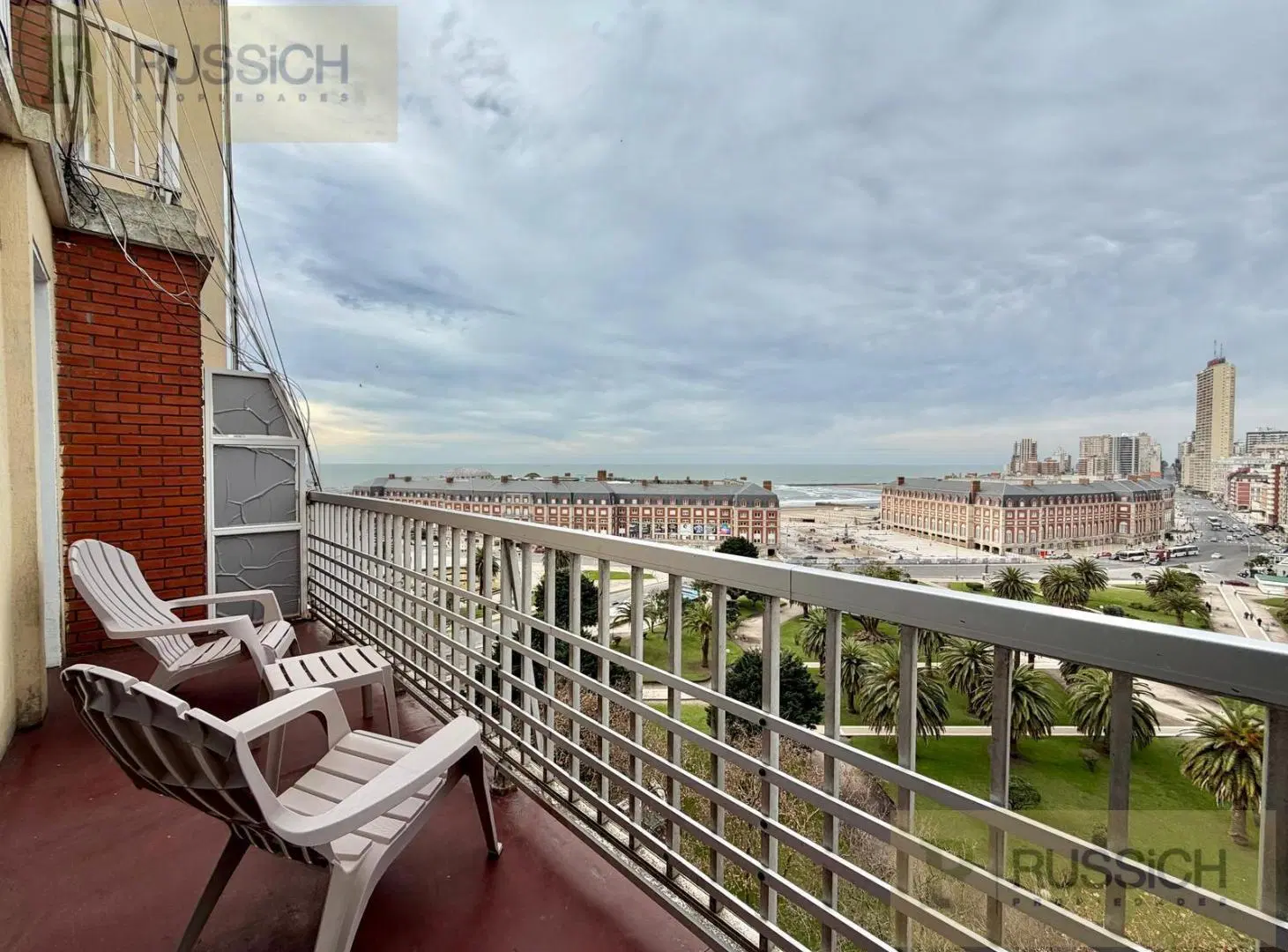 Departamento en venta 2 ambientes a la calle con balcon terraza 4