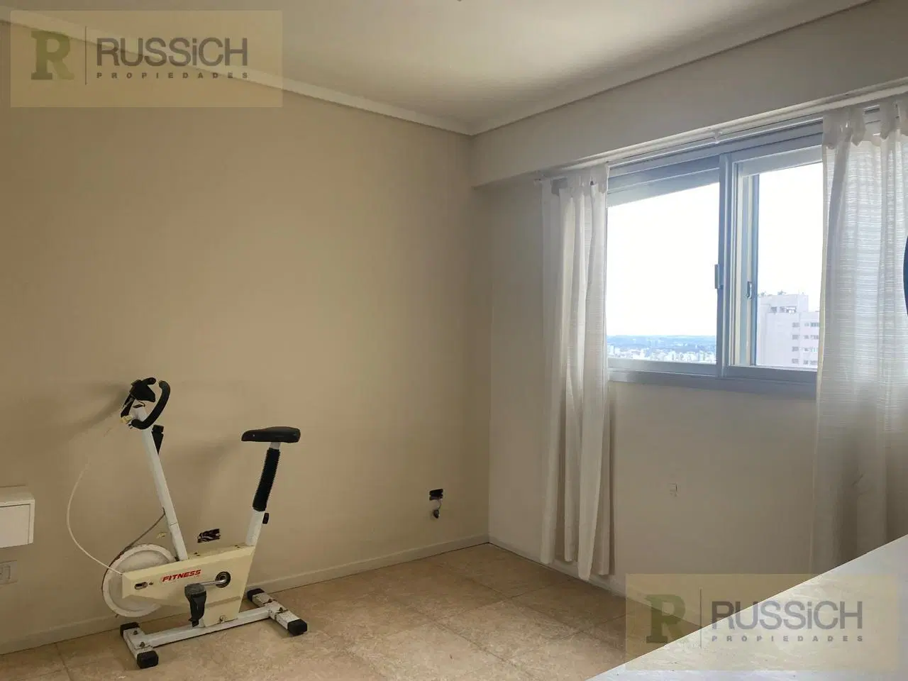 Departamento en venta 2 ambientes al lateral 5