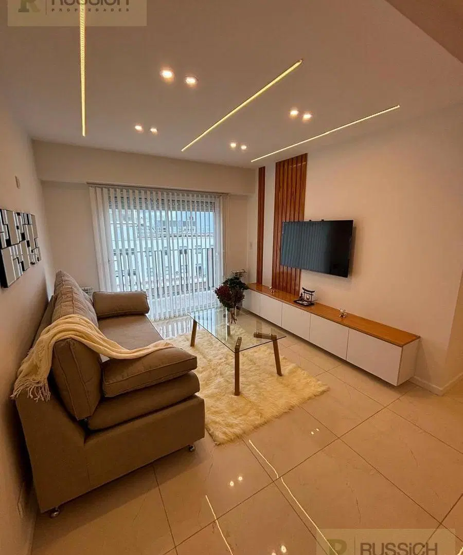 Departamento en venta 4 ambientes a la calle con balcon corrido 3