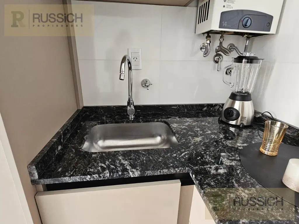 Departamento en venta 3 ambientes al frente con balcon 2