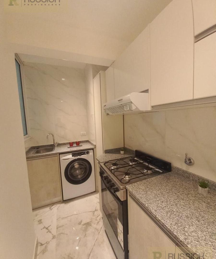 Foto de Departamento en venta 3 ambientes a la calle con balcon saliente, imagen 2