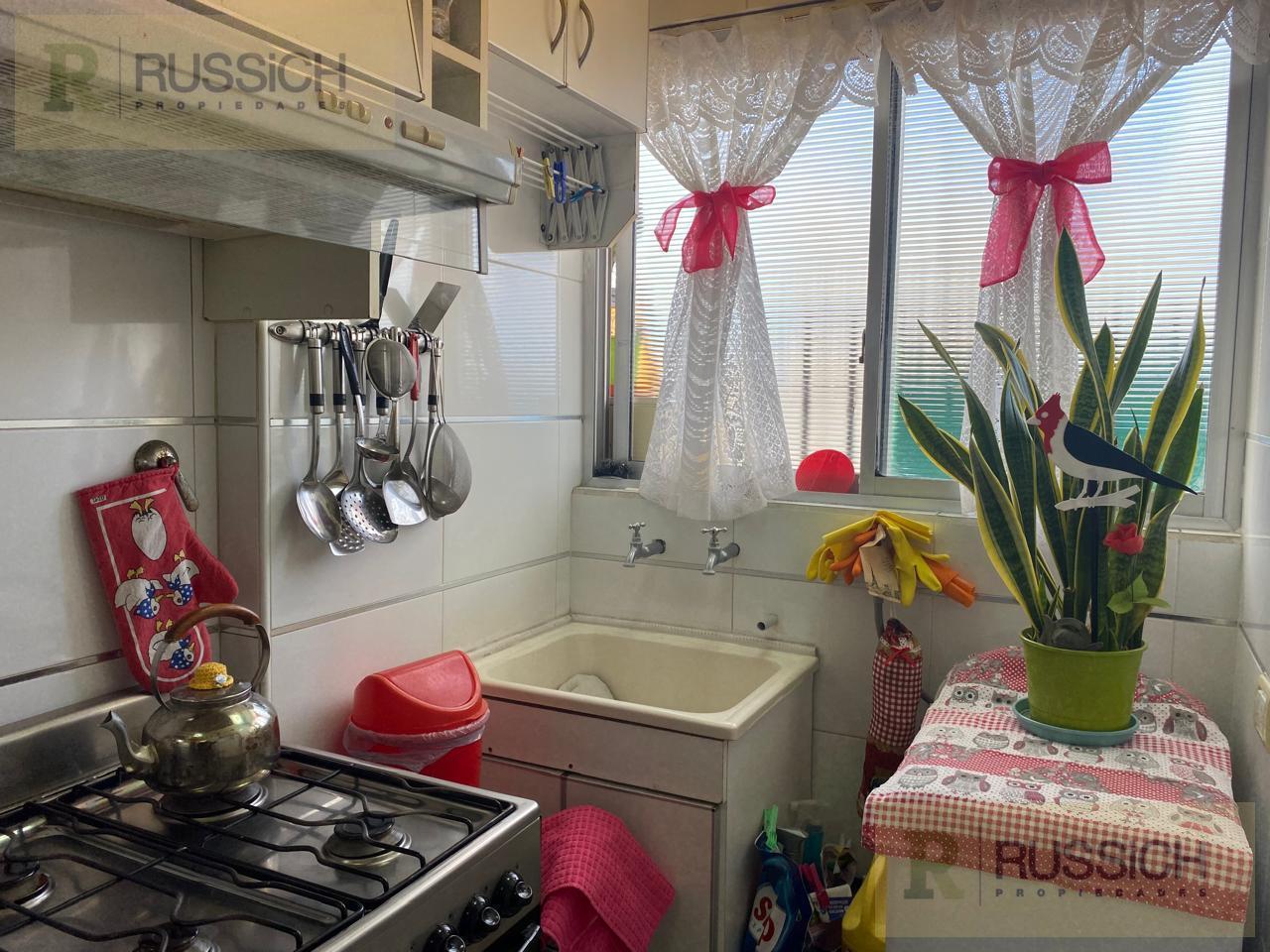 Foto de Departamento en venta 2 ambientes con dependecia de servicio y balcon a, imagen 2