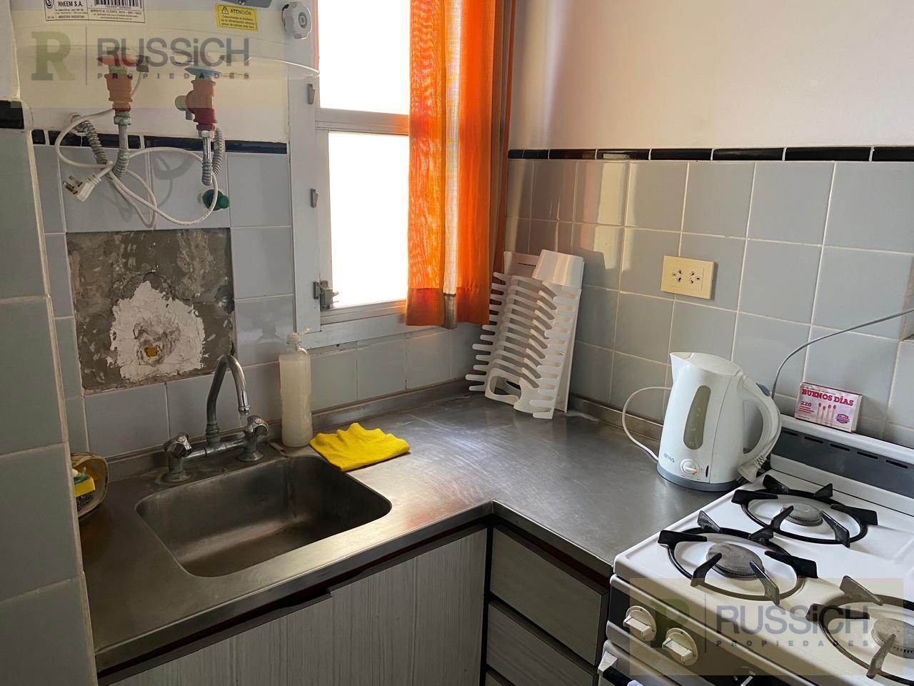 Foto de Departamento en venta 2 ambientes con balcon saliente y vista lateral, imagen 5