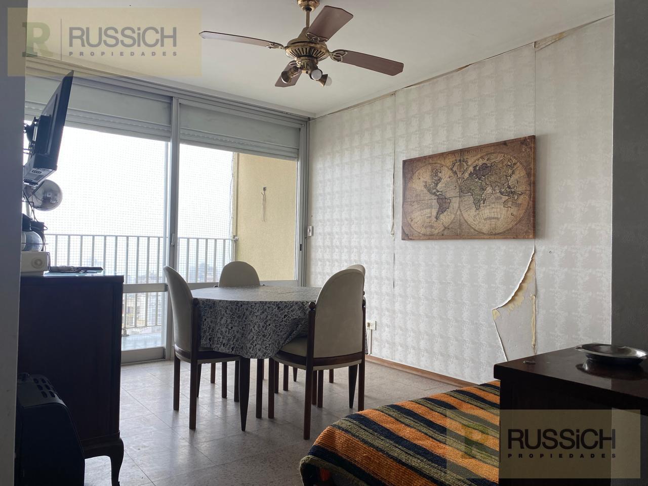Foto de Departamento en venta 2 ambientes con balcon saliente y vista lateral, imagen 2