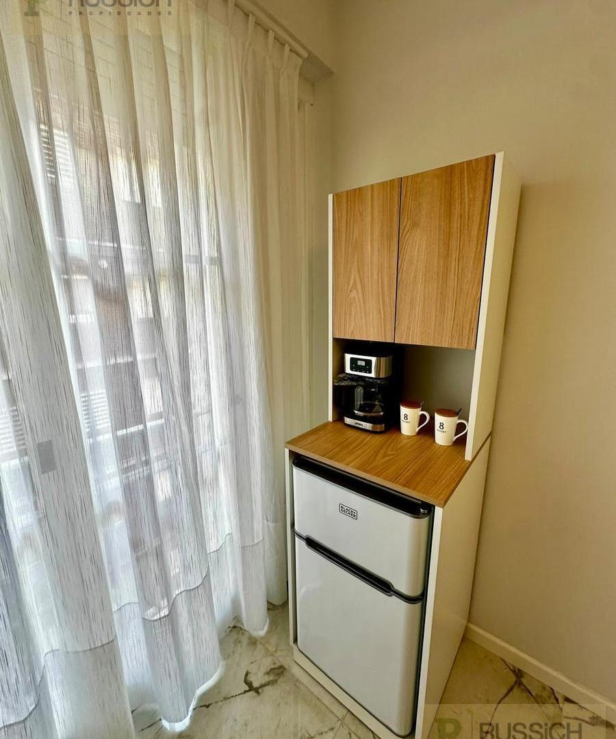 Foto de Departamento de 2 ambientes al frente, lateral al mar., imagen 1