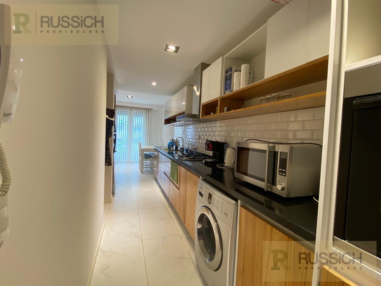Foto de Departamento en en venta 3 ambietes frente a Plaza Colon, imagen 3