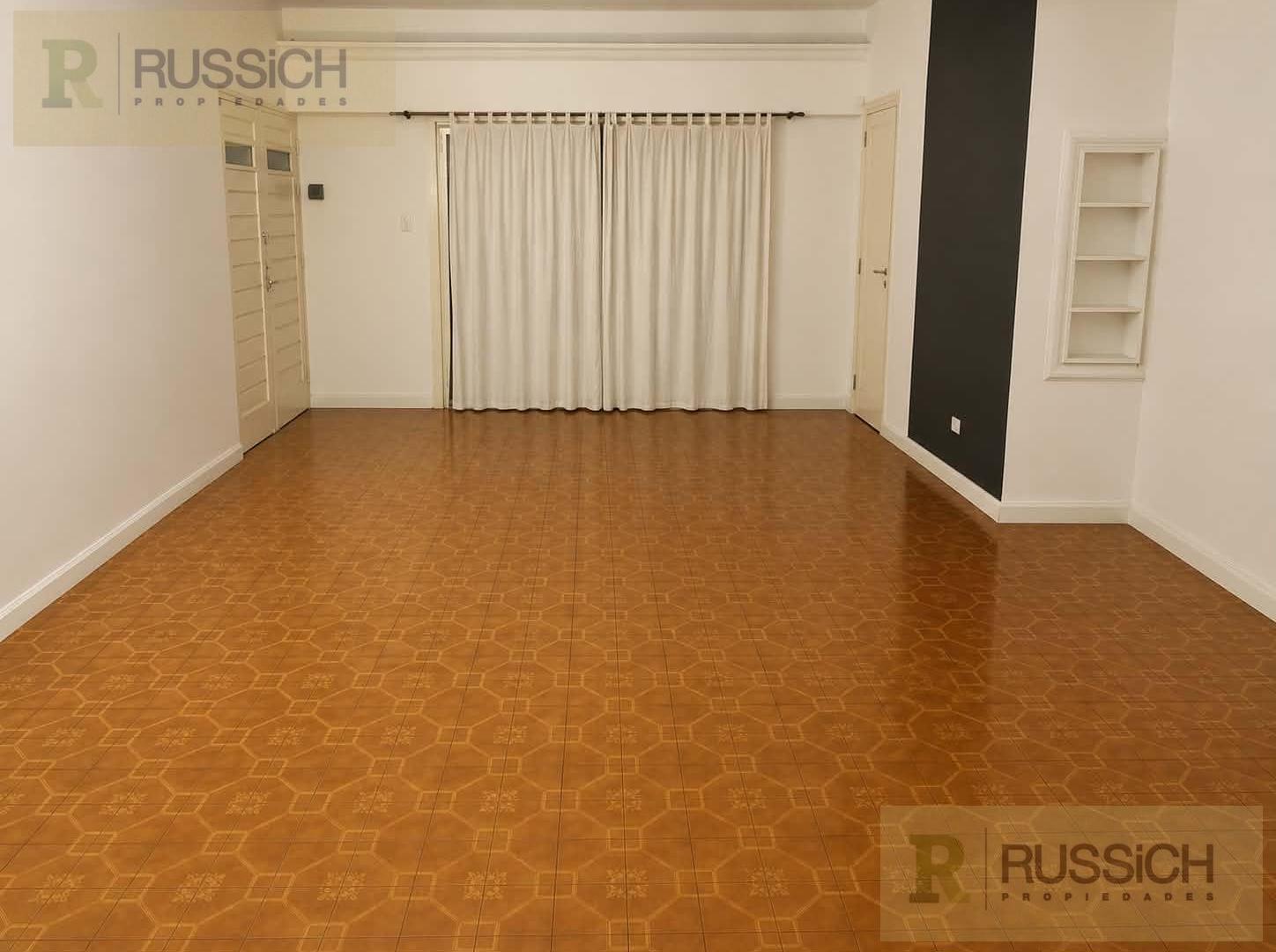 Foto de Casa 3 ambientes a la calle apto profesional, imagen 1