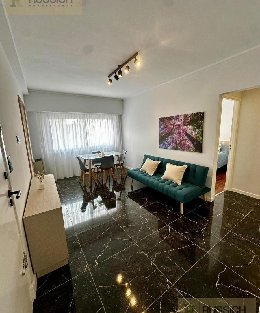 Foto de Departamento de 3 ambientes externo con balcon, imagen 2