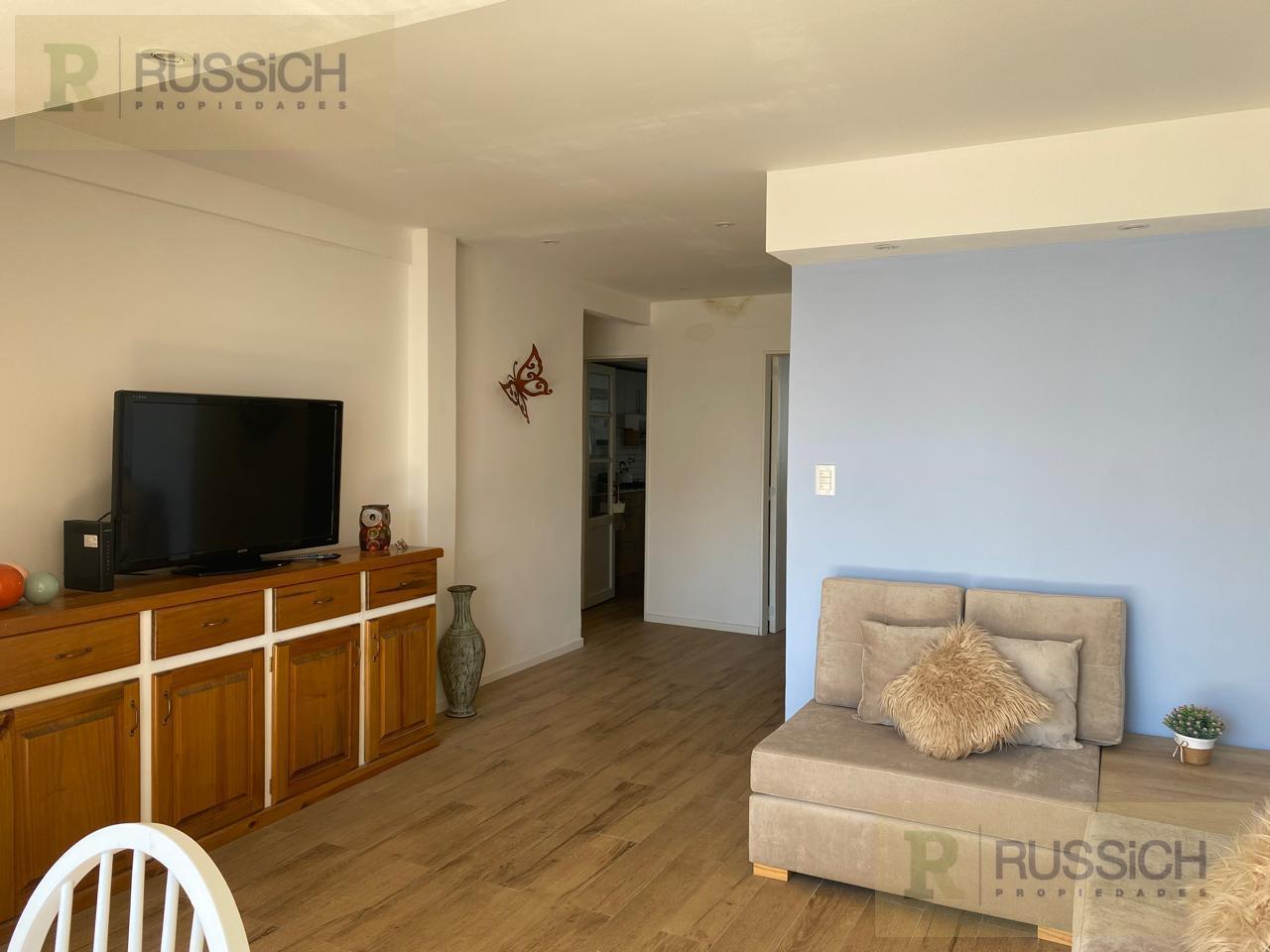 Foto de Departamento en venta 2 ambientes a la calle con dependencia de servicio, imagen 2