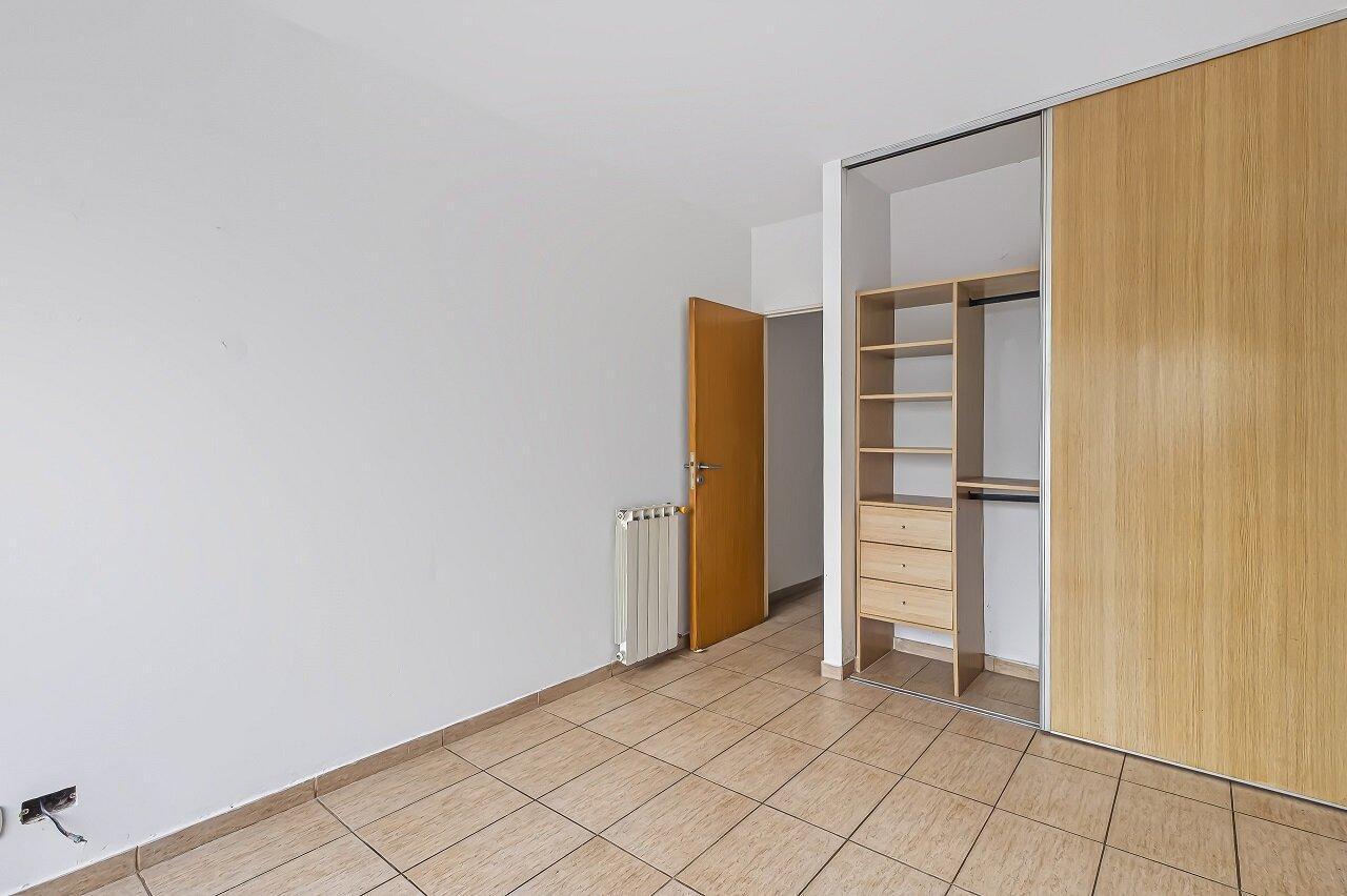Foto de Venta Semipiso 2 Ambientes. Balcón Aterrazado y Patio. Frente. APTO, imagen 5