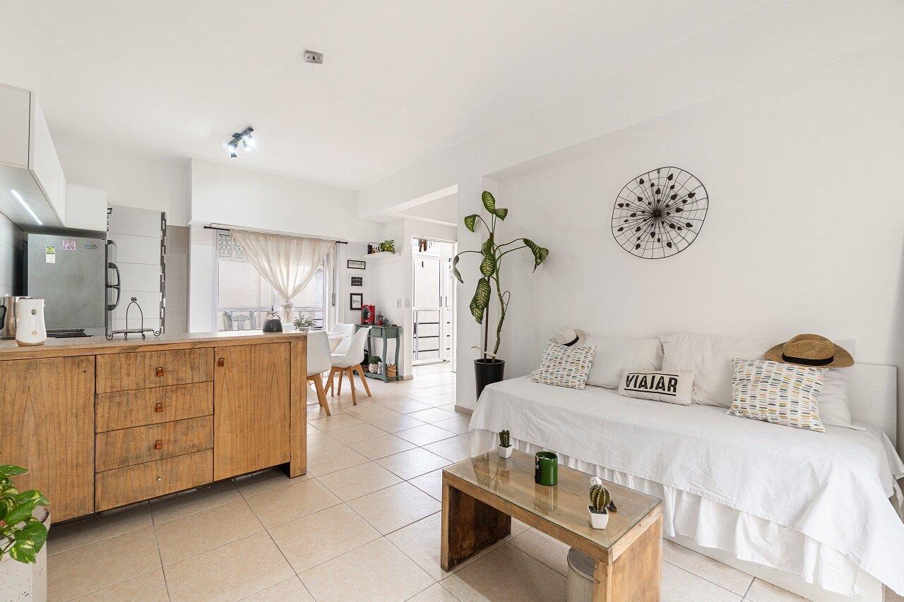 Foto de Venta PH 2 Ambientes. Terraza. Parrilla. Apto crédito. Parque Avellaneda, imagen 1