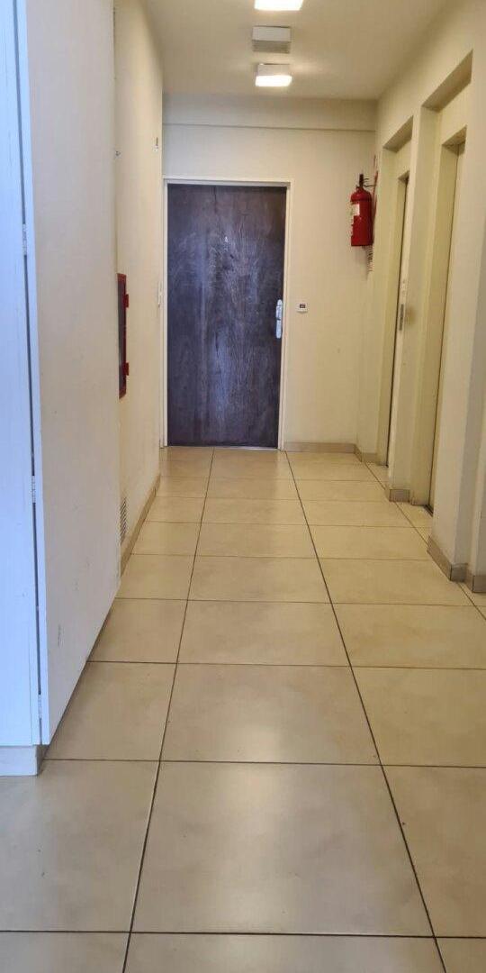 Foto de Alquiler Monoambiente balcón. Contrafrente. Apto profesional. Full, imagen 5