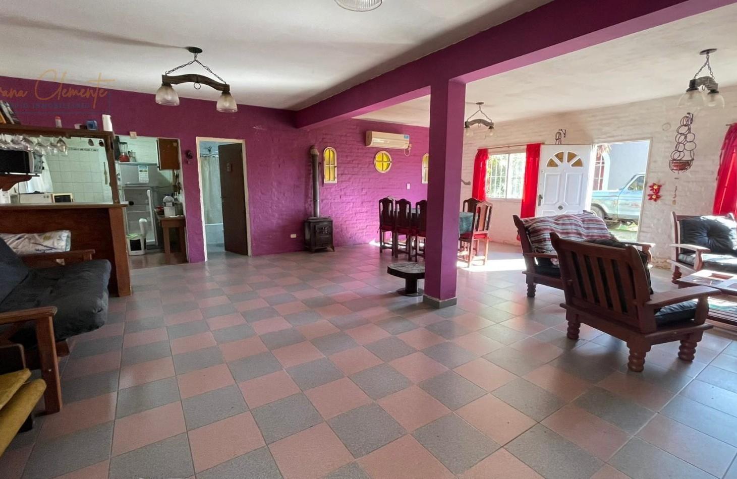 Foto de Casa en Venta en Club de Campo Weekend | 3 Lotes, Gran Jardin y Parrilla, imagen 4