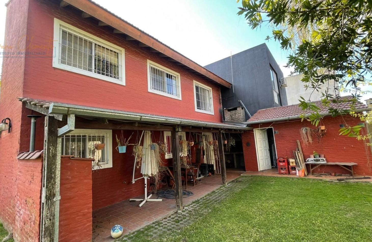 Foto de Casa en Venta en Club de Campo Weekend | 3 Lotes, Gran Jardin y Parrilla, imagen 5