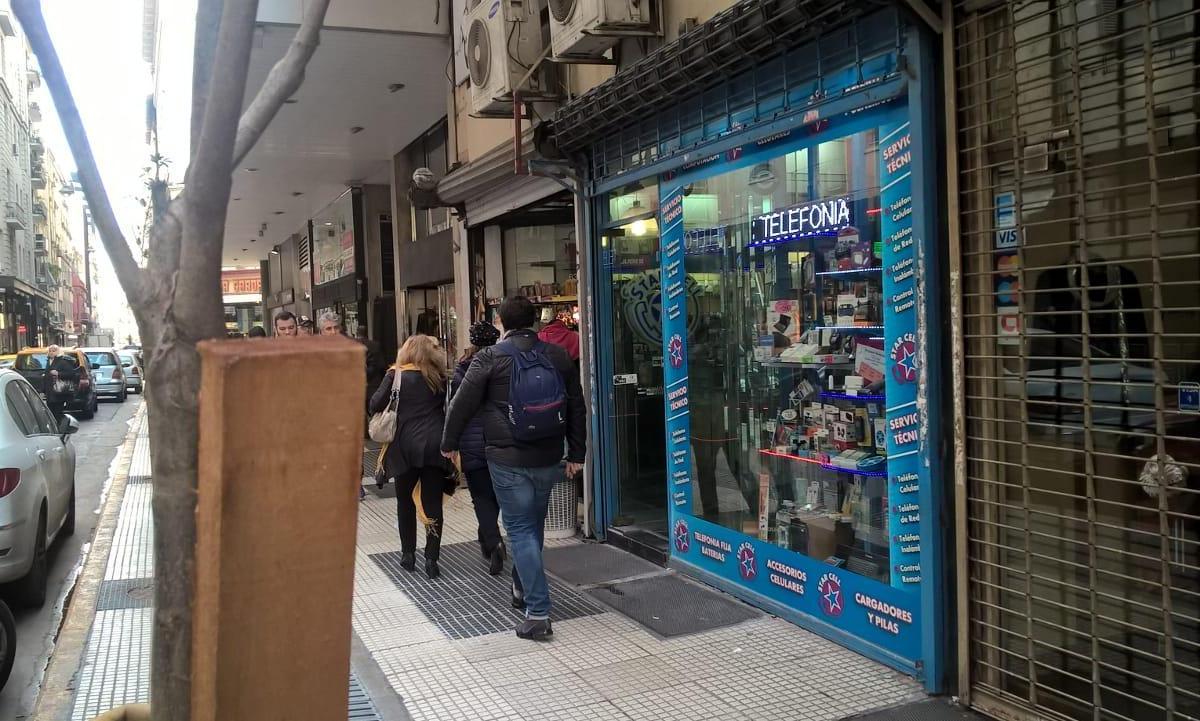 Local . | PARAGUAY al 600
