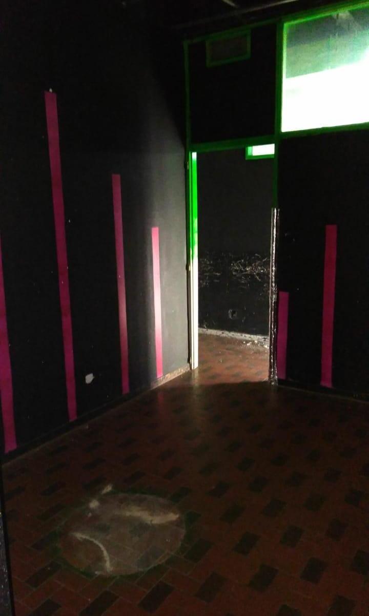 Local . | Carlos Calvo al 3000