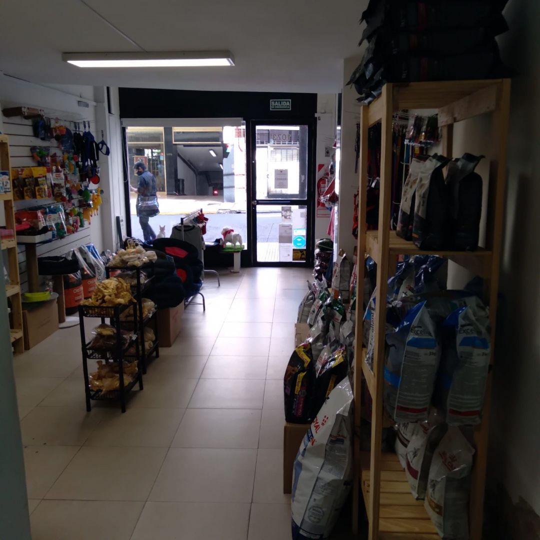 Local . | LIBERTAD al 1000