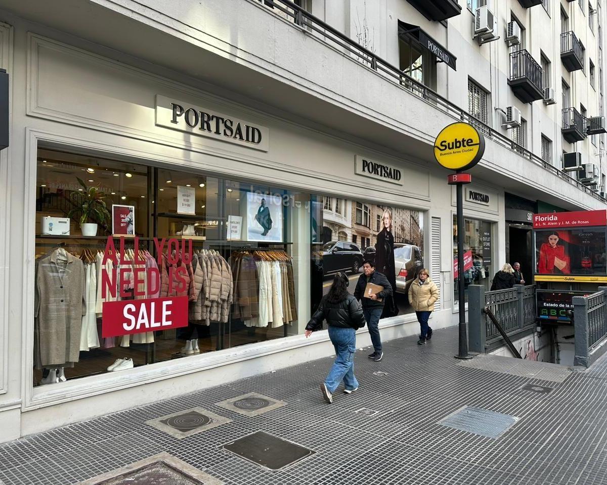Local . | AV CORRIENTES al 500