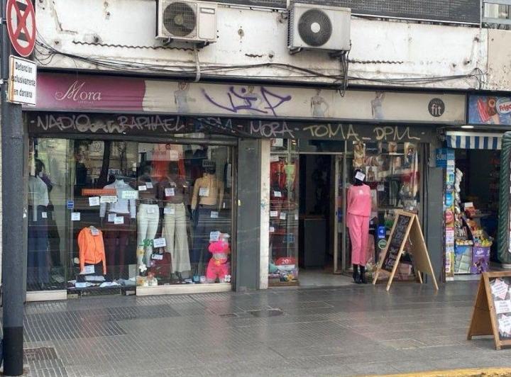 Local . | CABILDO, AVDA. al 2900 2