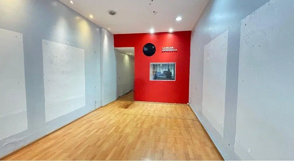 Local . | AV CORDOBA al 1400 5