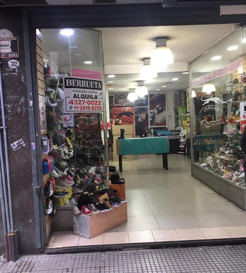 Local . | PUEYRREDON, AV. al 400 1