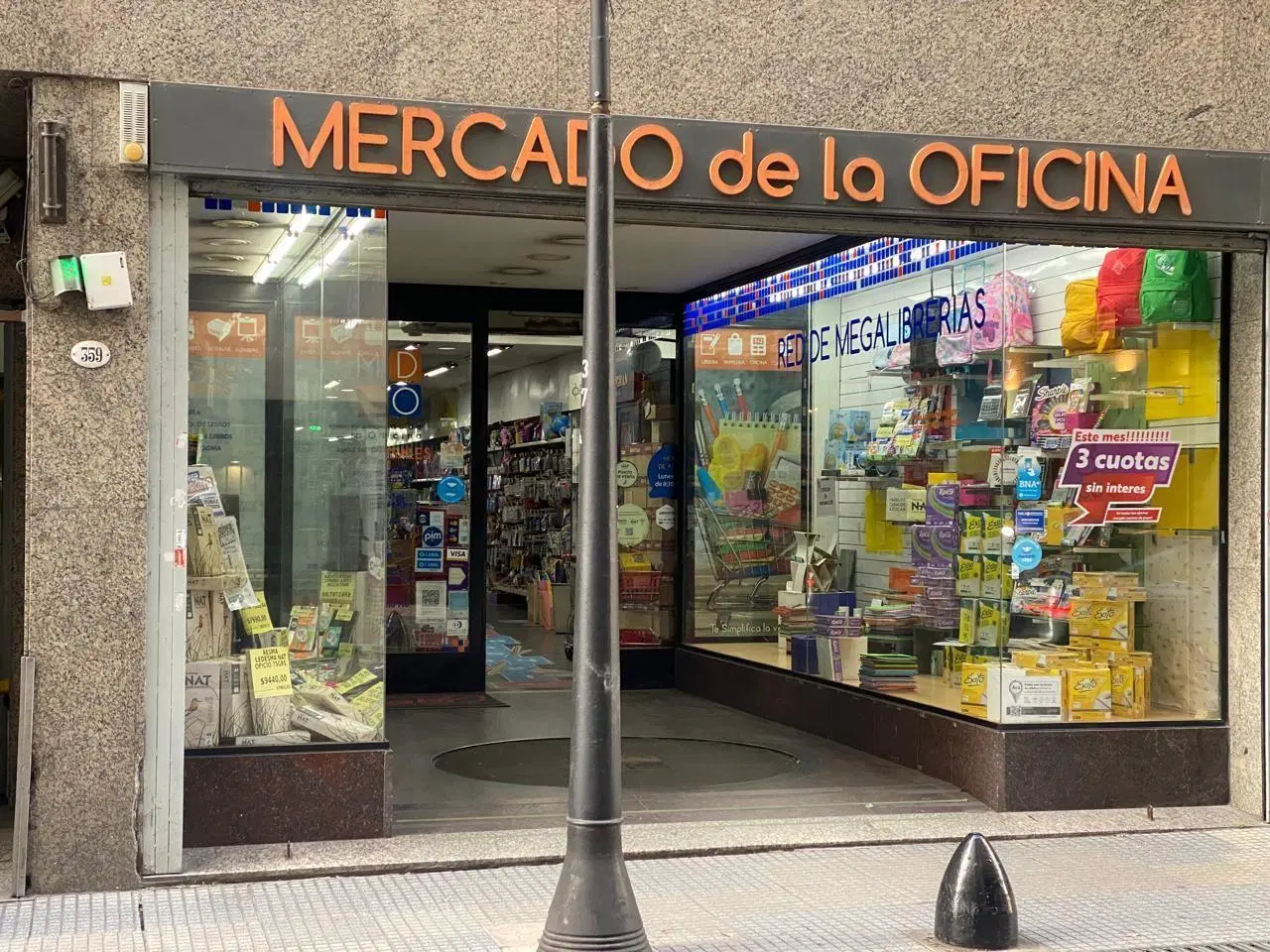 Local . | RECONQUISTA al 300 2
