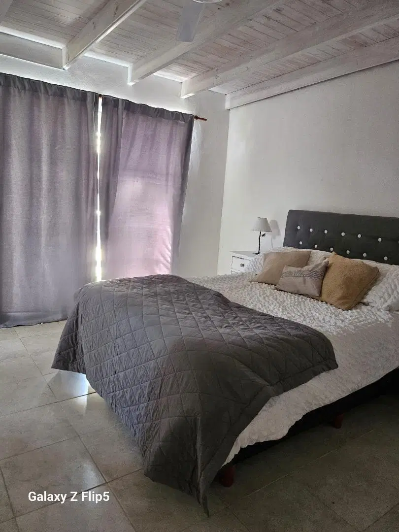 DUGGAN - AMOBLADO - CASA EN ALQUILER - 1 DORM - JARDIN 2