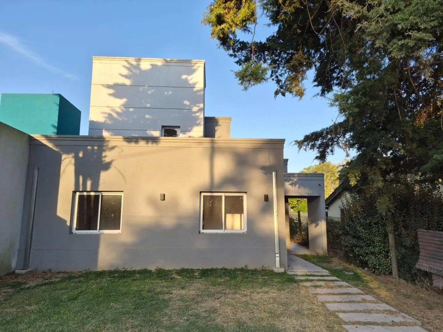 Duggan - Excelente casa a estrenar 2 plantas - 3 dormitorios 2