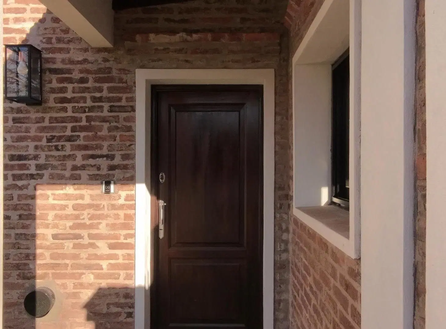 Casa renovada en Areco- a minutos de la plaza principal 1