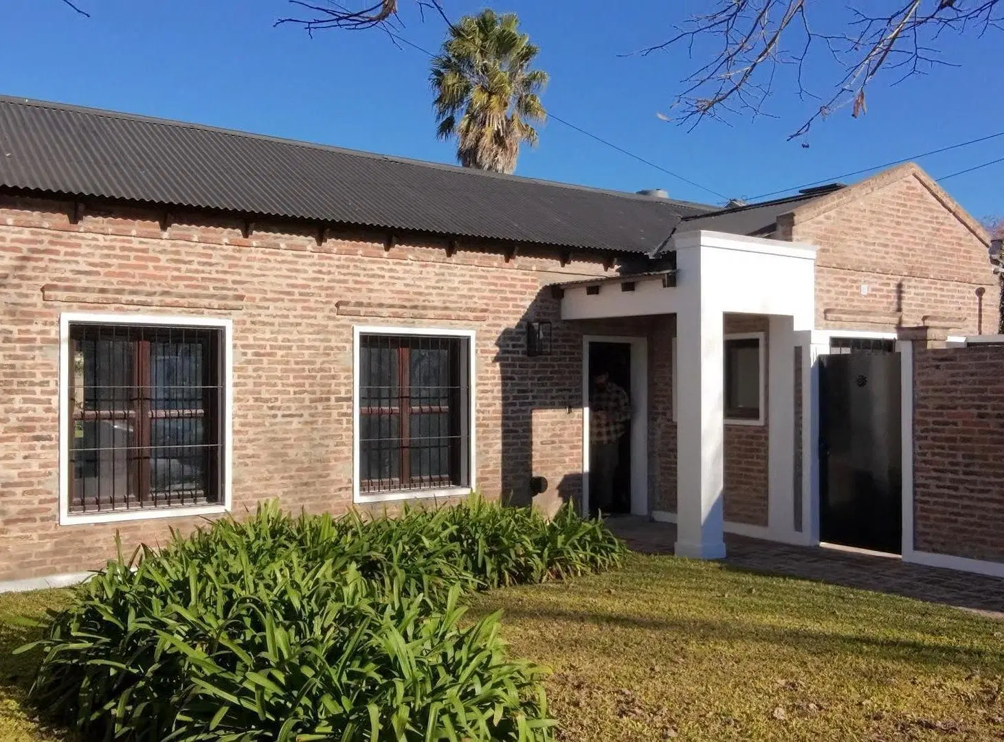 Casa renovada en Areco- a minutos de la plaza principal 5