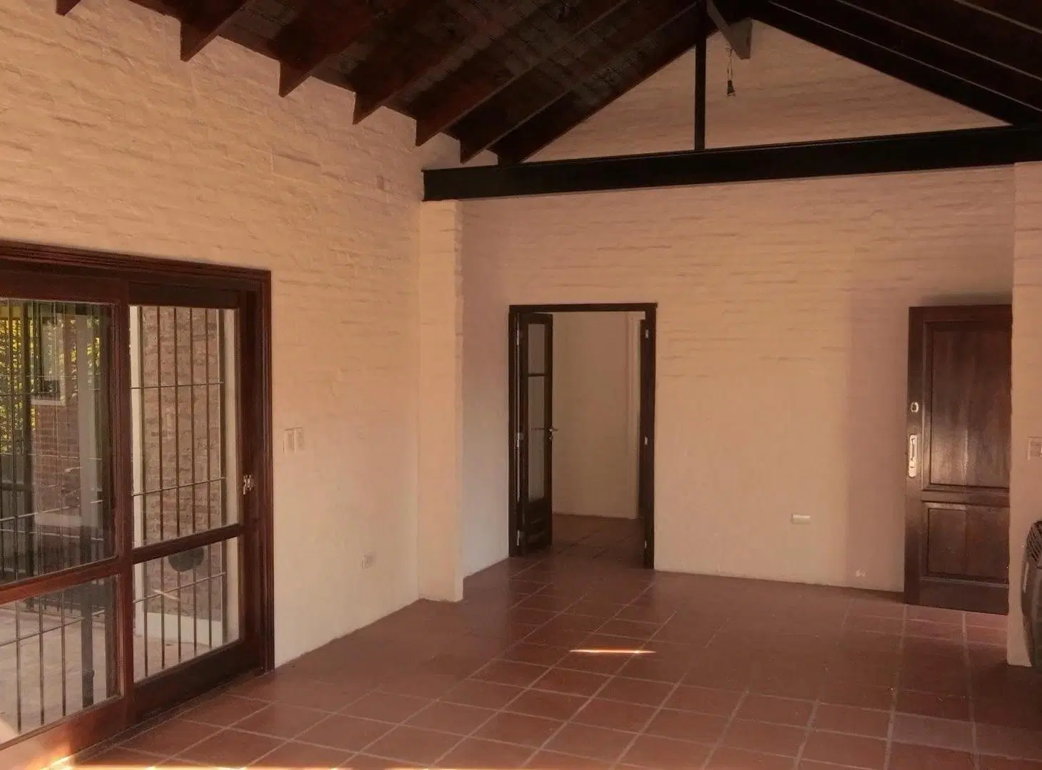 Casa renovada en Areco- a minutos de la plaza principal 2