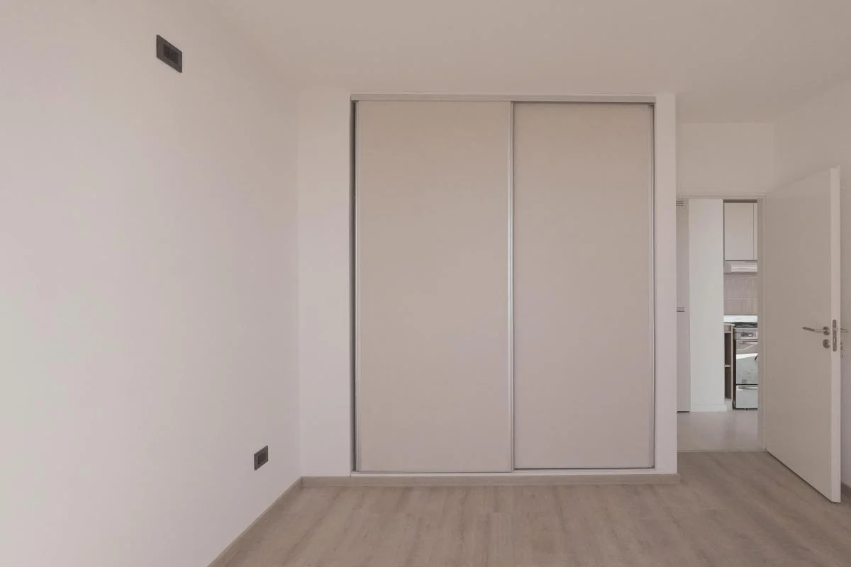 2 Ambientes con Balcón 3