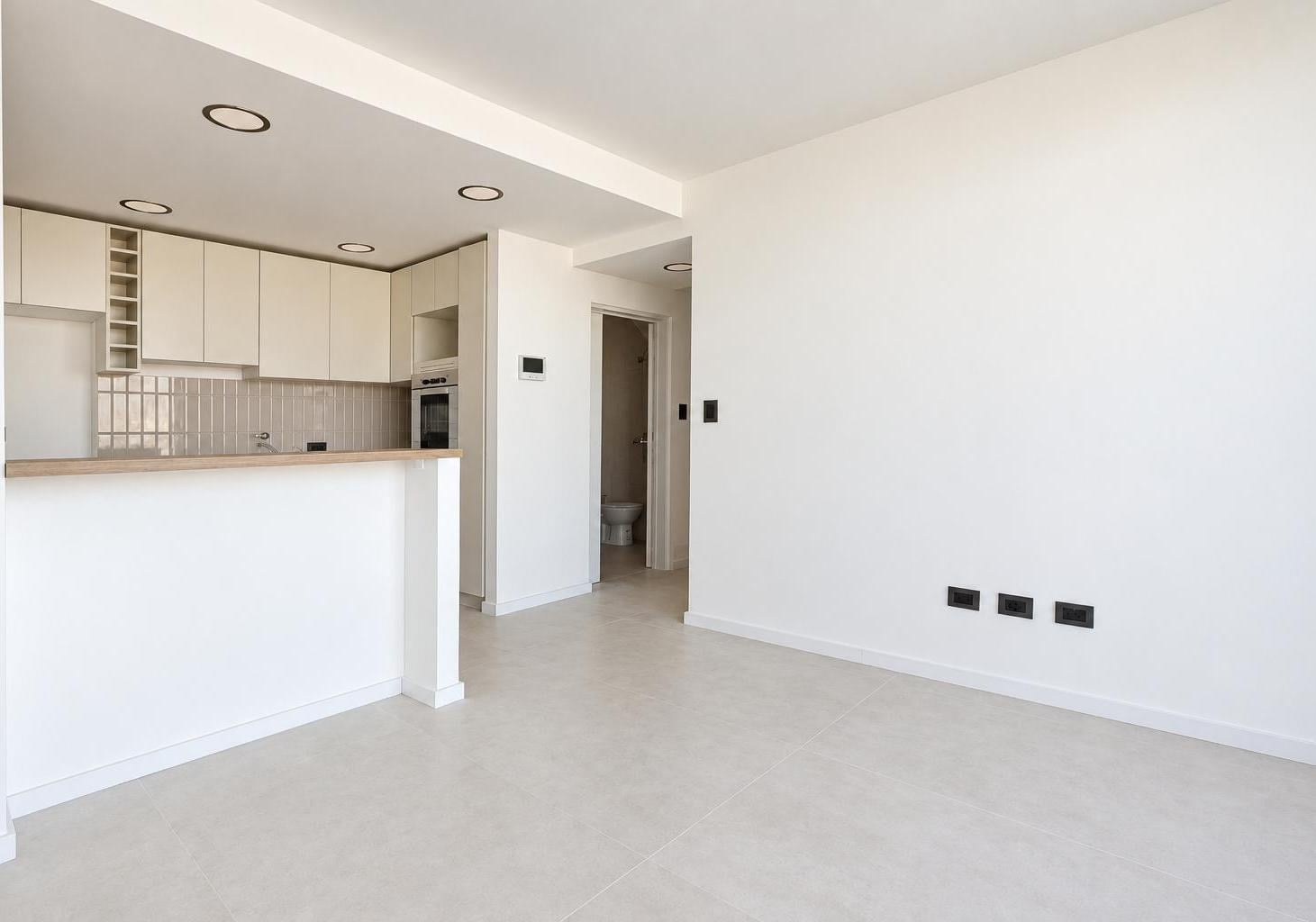 Foto de Dúplex 3 ambientes con balcón terraza en venta | Seguí 1939 11A | QBO, imagen 2