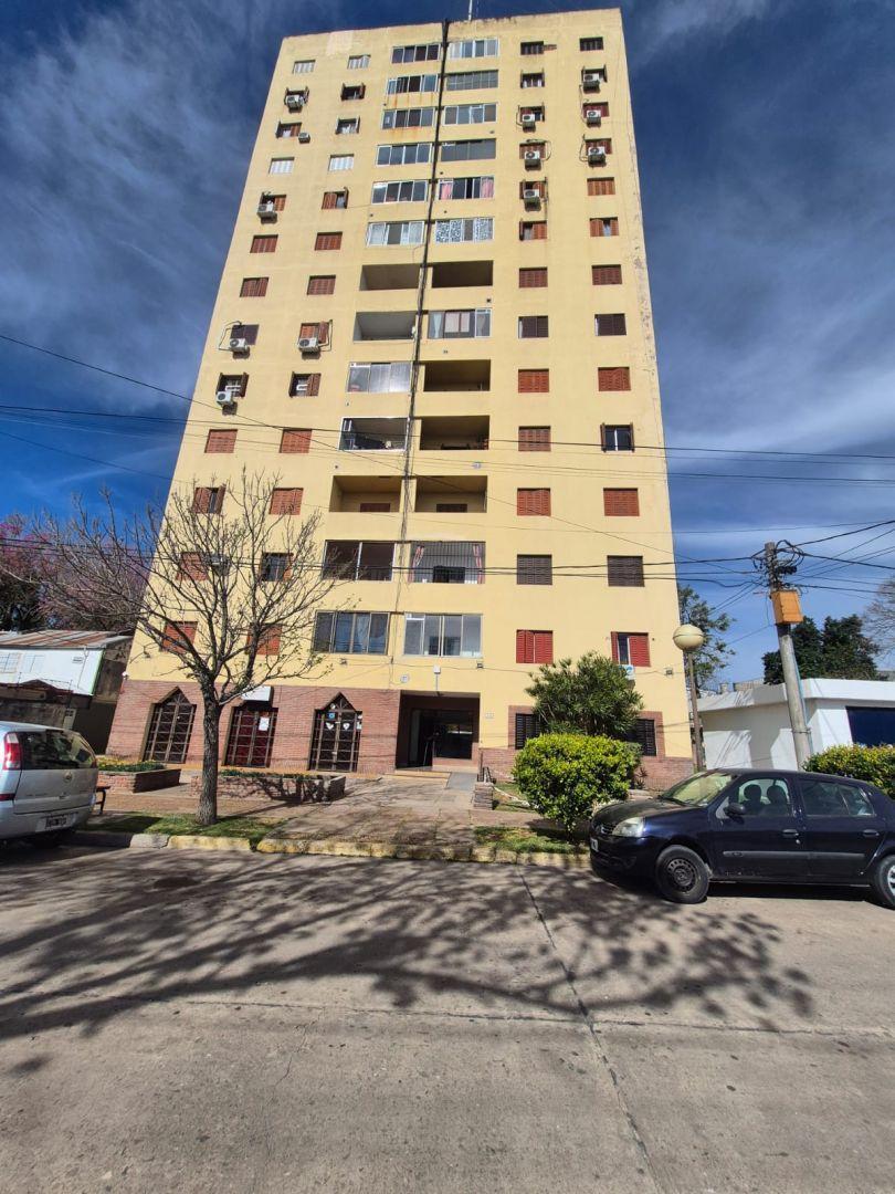 Foto de Departamento 6 ambientes 3 dormitorios. | JUAN DIAZ DE SOLIS al 3000, imagen 1