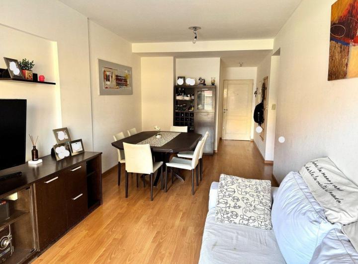 V. Urquiza - VENTA - 4 Amb - Boulevard Mendoza 5