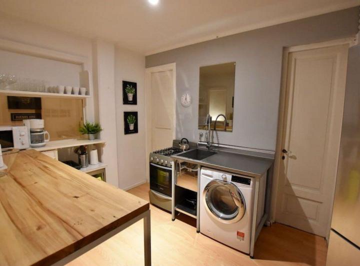 HERMOSO DPTO  EPOCA 3 AMB EN  VENTA CENTRO PORTEÑO 2