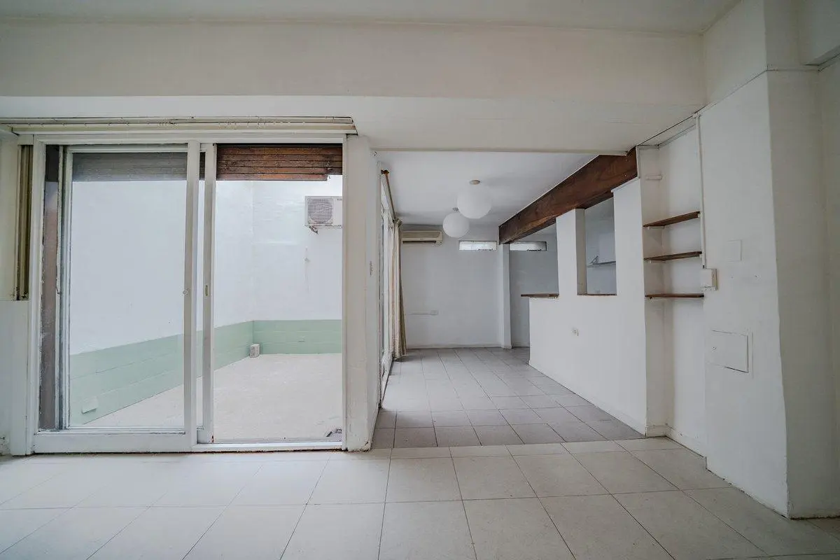Impecable 1 Amb y Medio Refaccionado c/Patio 4