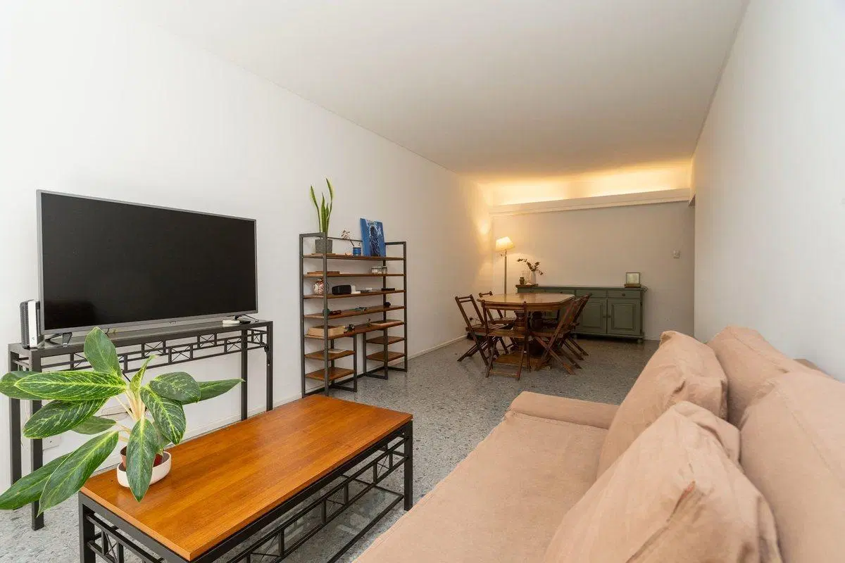 VENTA DEPTO 4 AMB Y DEPENDENCIA CABALLITO COCHERA 5