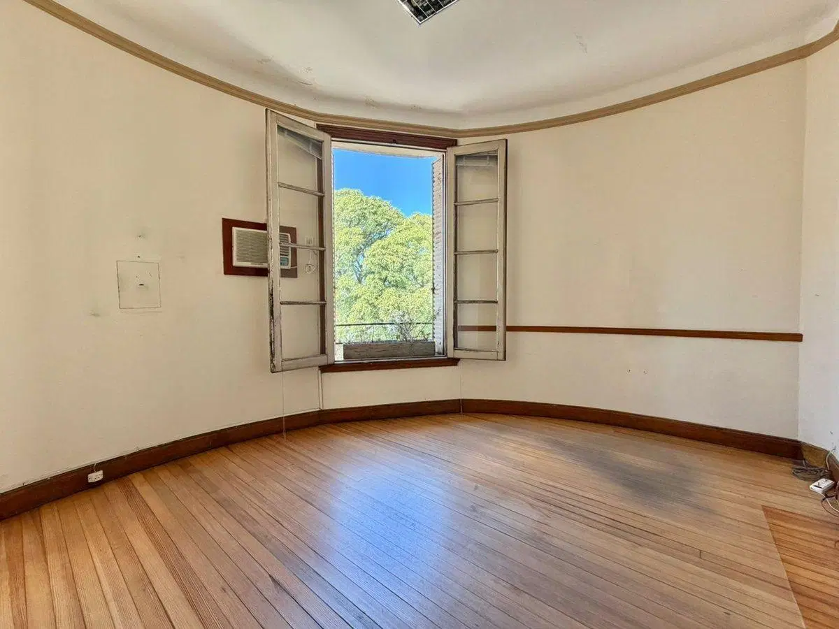 VENTA OFICINA 3 AMBIENTES A REFACCIONAR RECOLETA 4