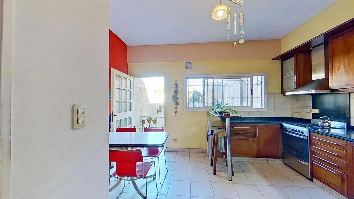 VENTA CASA 5 AMB. JARDIN PARRILLA VILLA PUEYRREDON 5