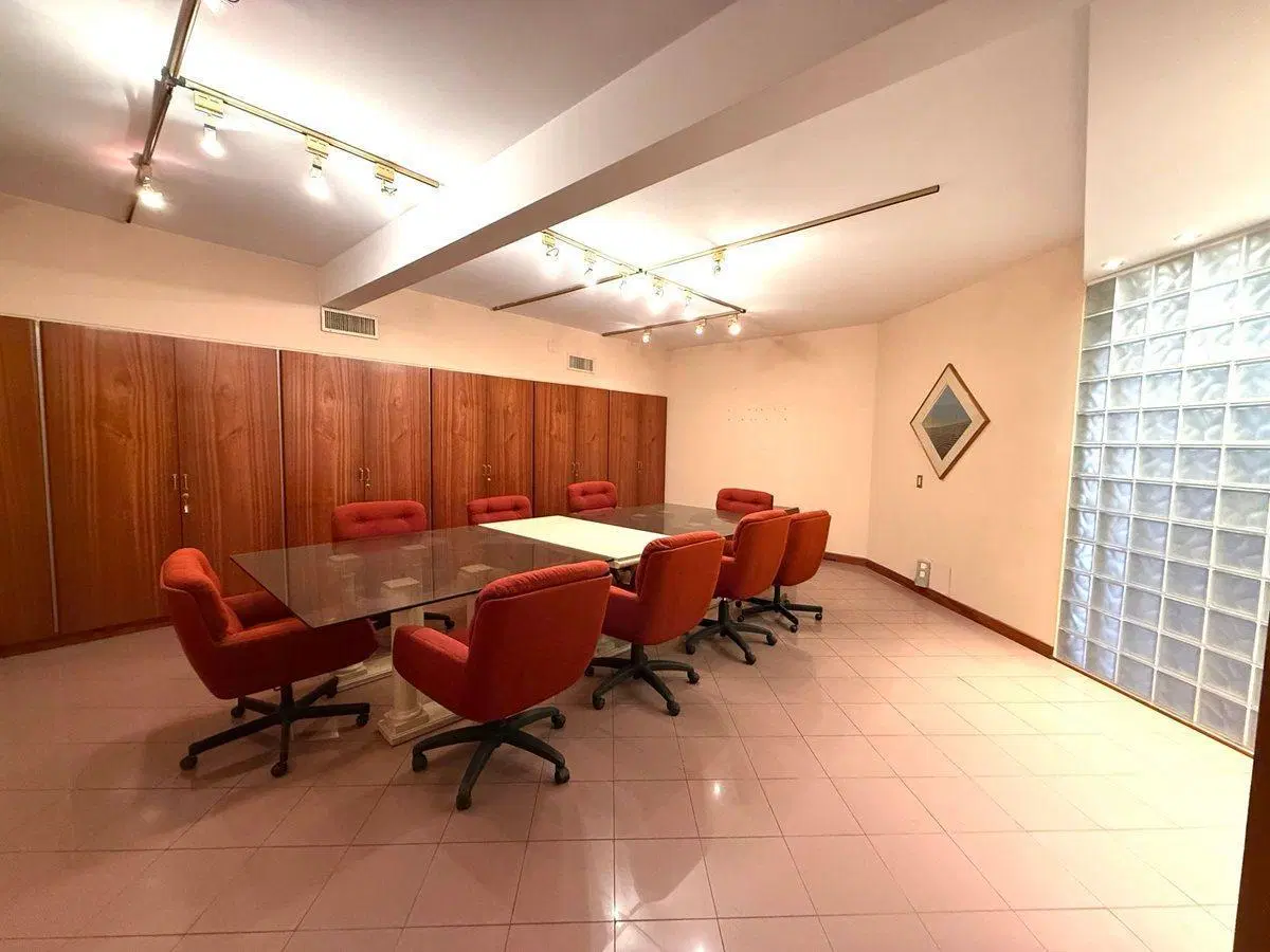 Venta de excelente oficina 430 m² en Microcentro 5